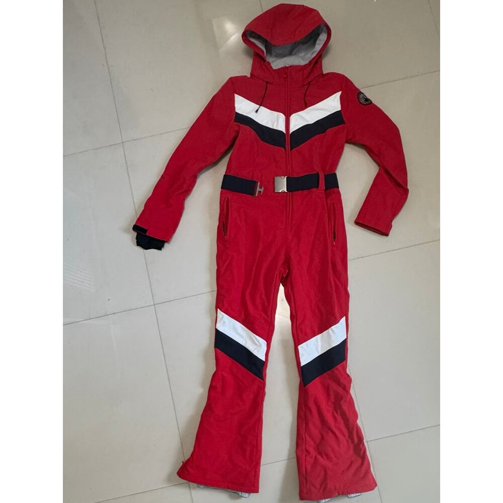 GSOU SNOW Women's Red Belted One-Piece Ski Snowsuit  Size M